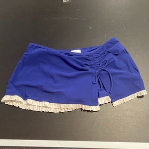 Profile blue swim skirt with white ruffles Size 6